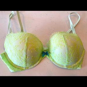 Victoria’s Secret Very Sexy Push-Up 36C Green